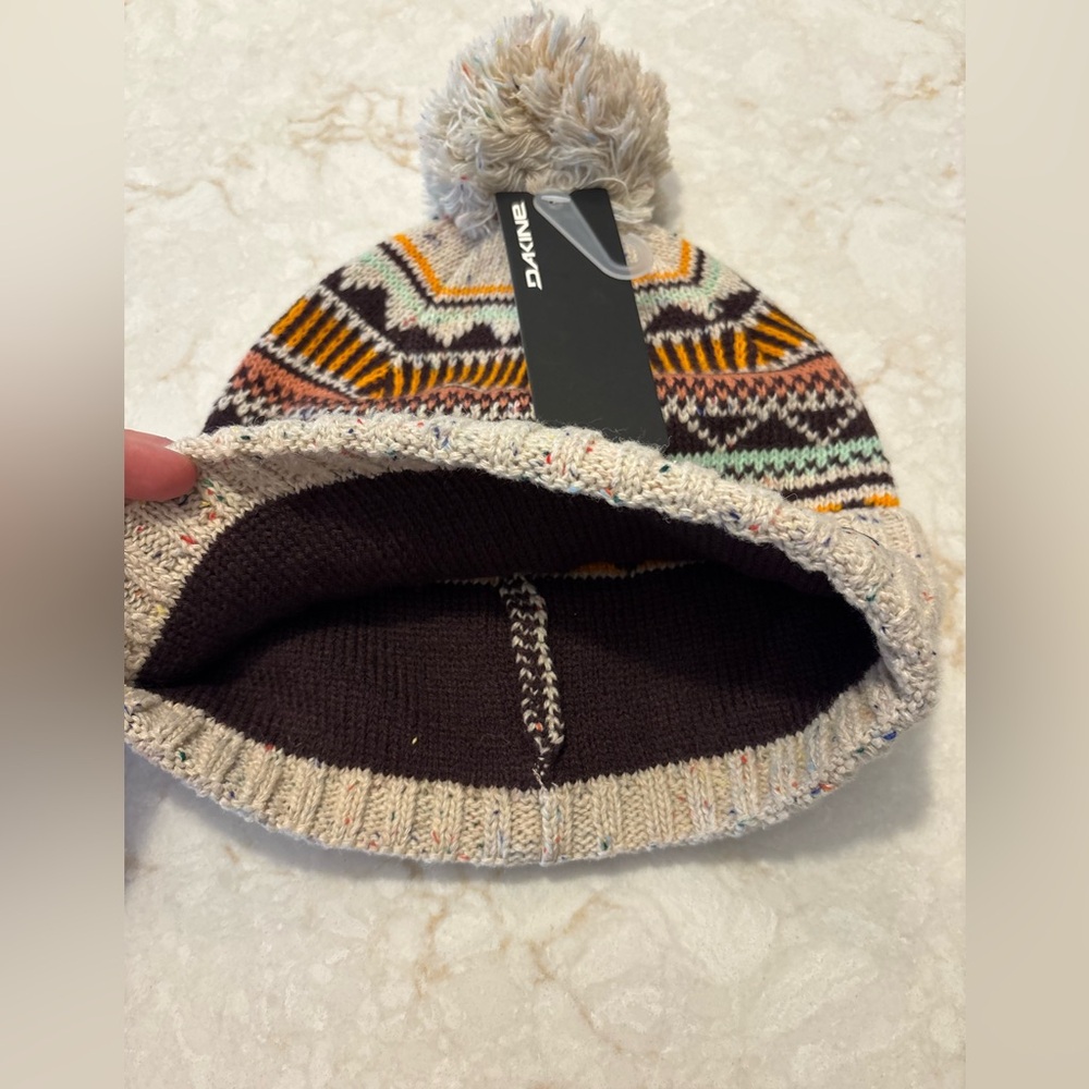 NTW Dakine Multi-colored Beanie - Picture 5 of 7